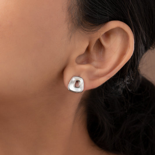 REGAL RADIANTS EARRINGS