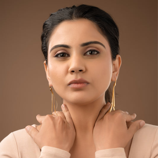 GLAM DANGLING EARRINGS