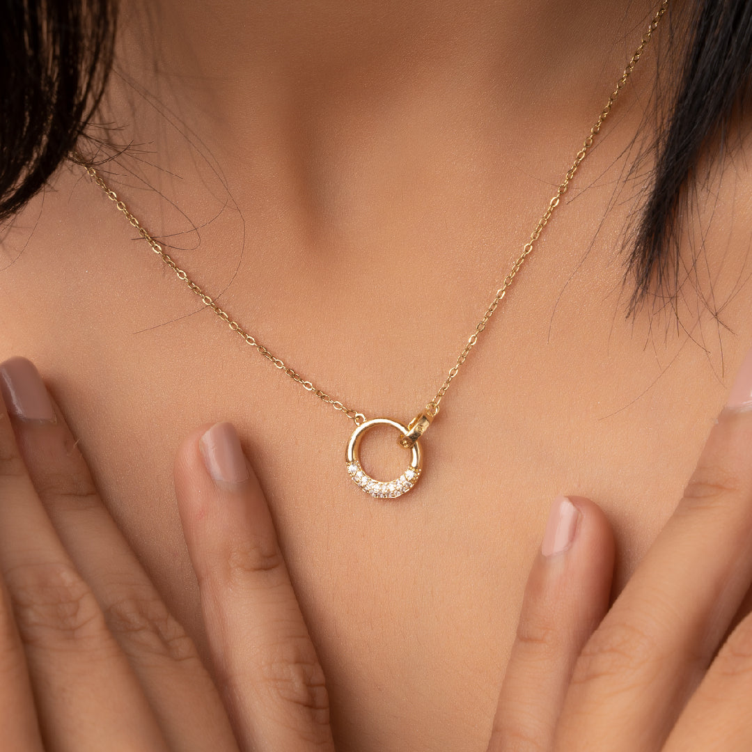 CRYSTAL RING NECKLACE