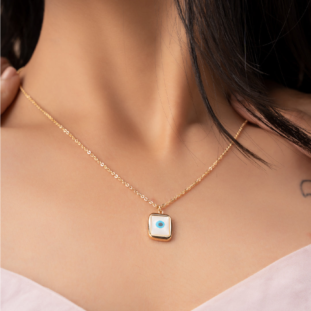 GUARDIAN GAZE NECKLACE