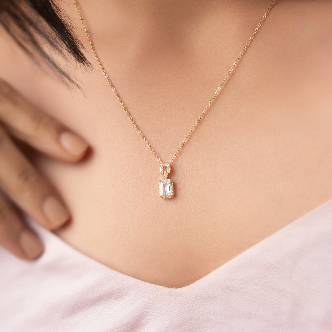 RECTANGLE RADIANCE NECKLACE