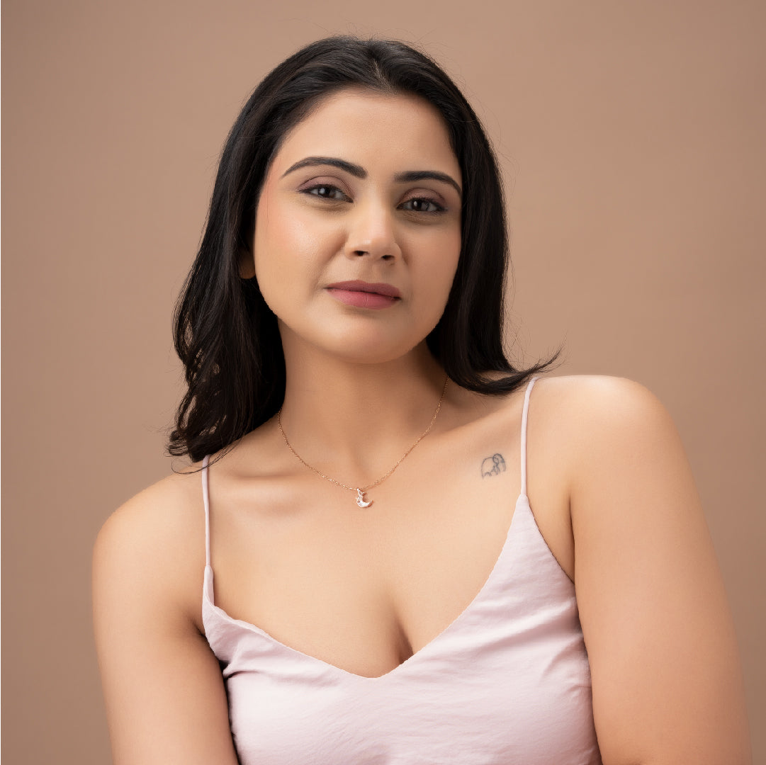 TWINKLE MOON NECKLACE