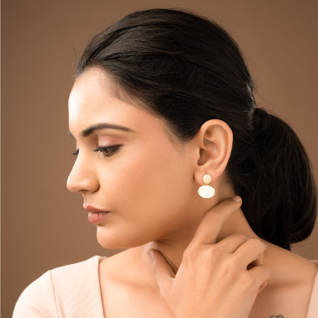 OPULANT OVAL EARRINGS