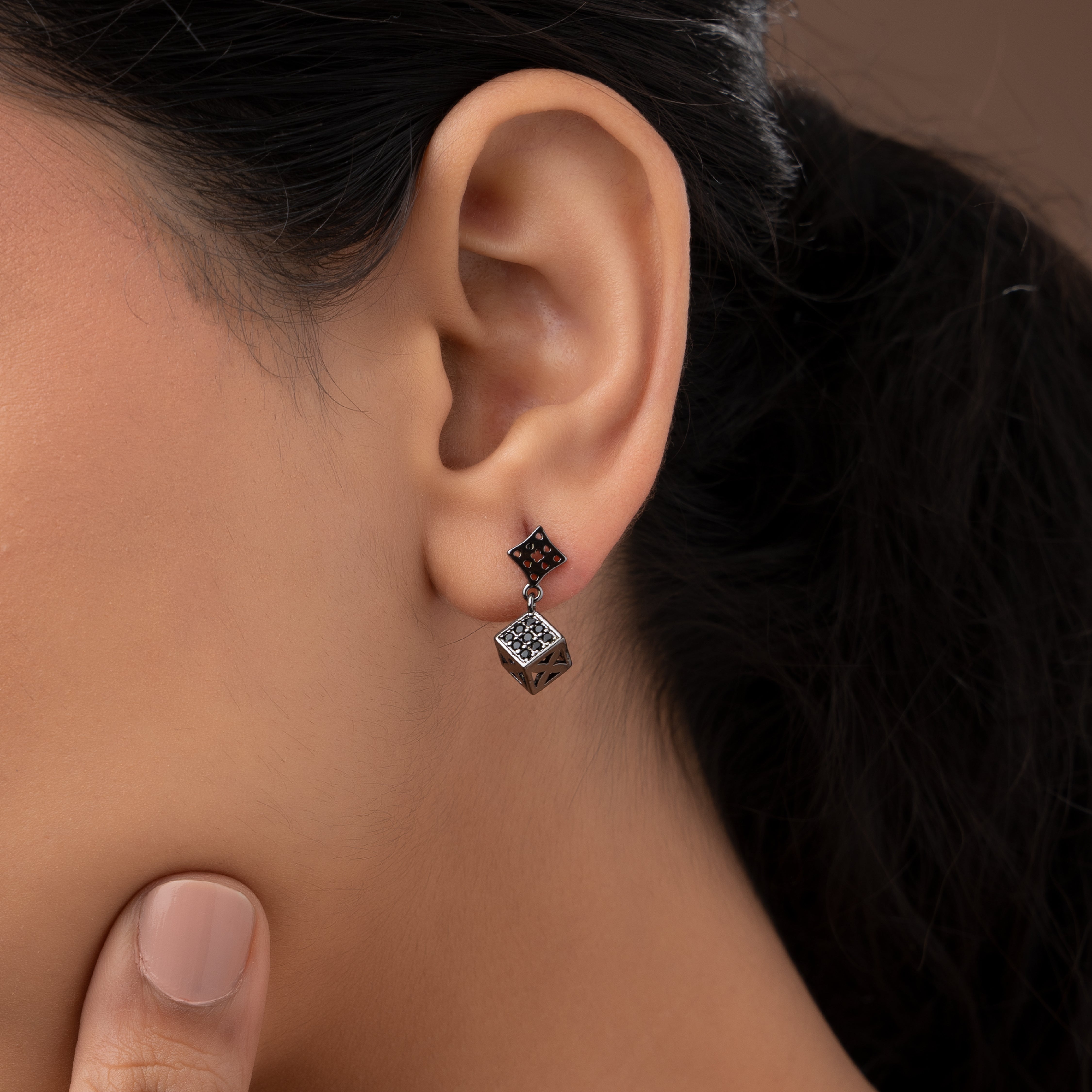 CUBIC DAZZLE EARRINGS