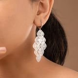 GLEAMING EARRINGS