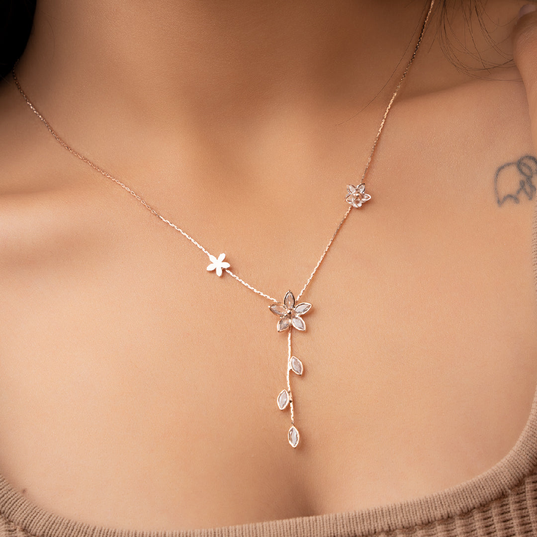 FLORAL ELEGANCE NECKLACE